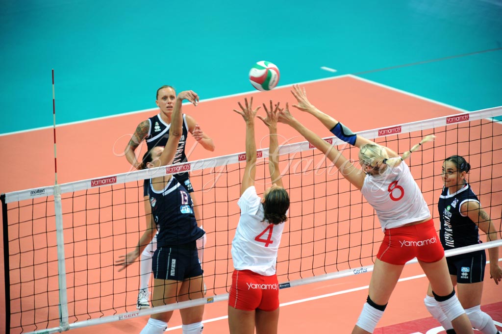 Yamamay Villa Cortese (18)